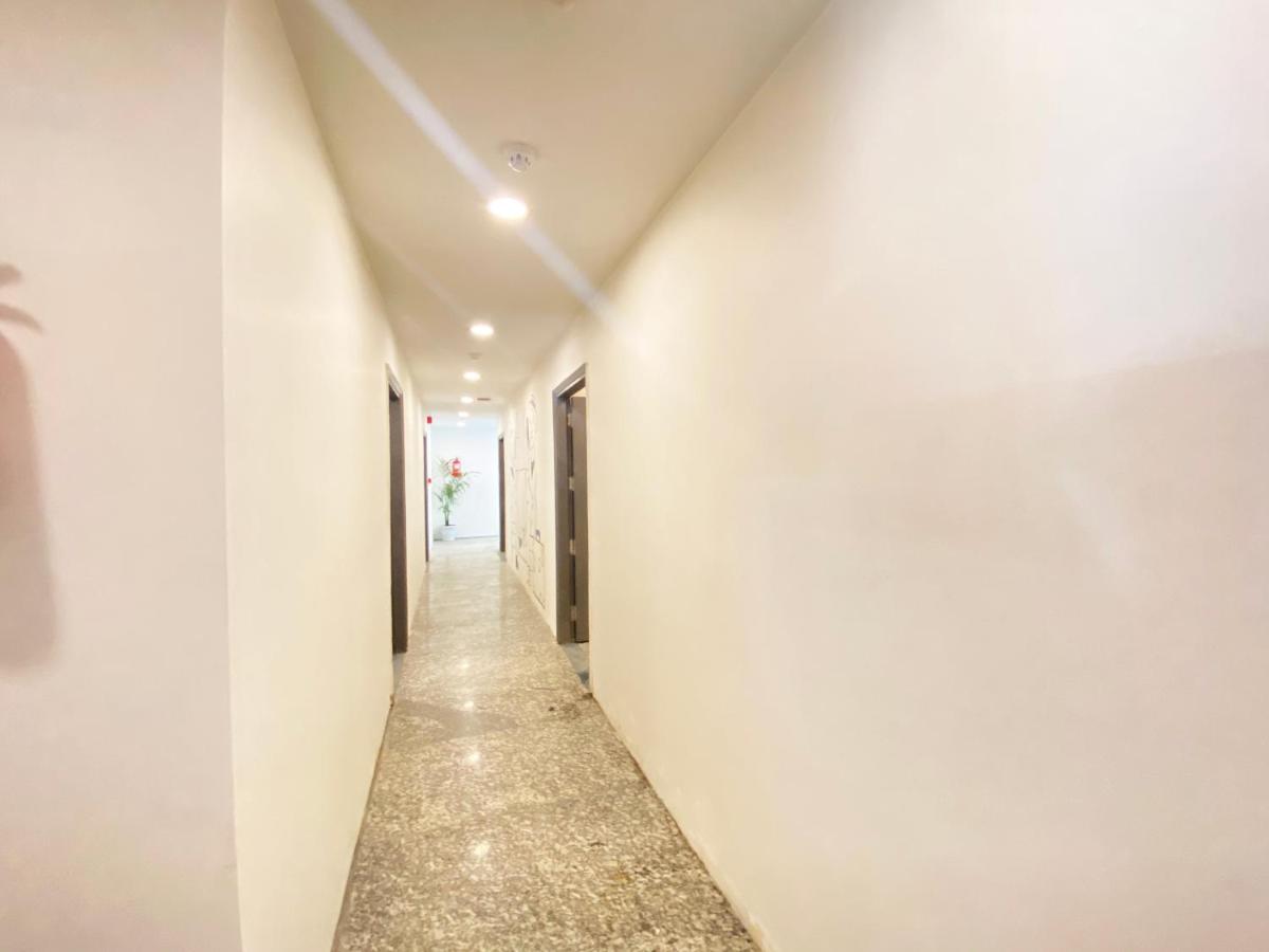 Hotel Golden Saffron By Qotel-Punjabi Bagh New Delhi Eksteriør bilde