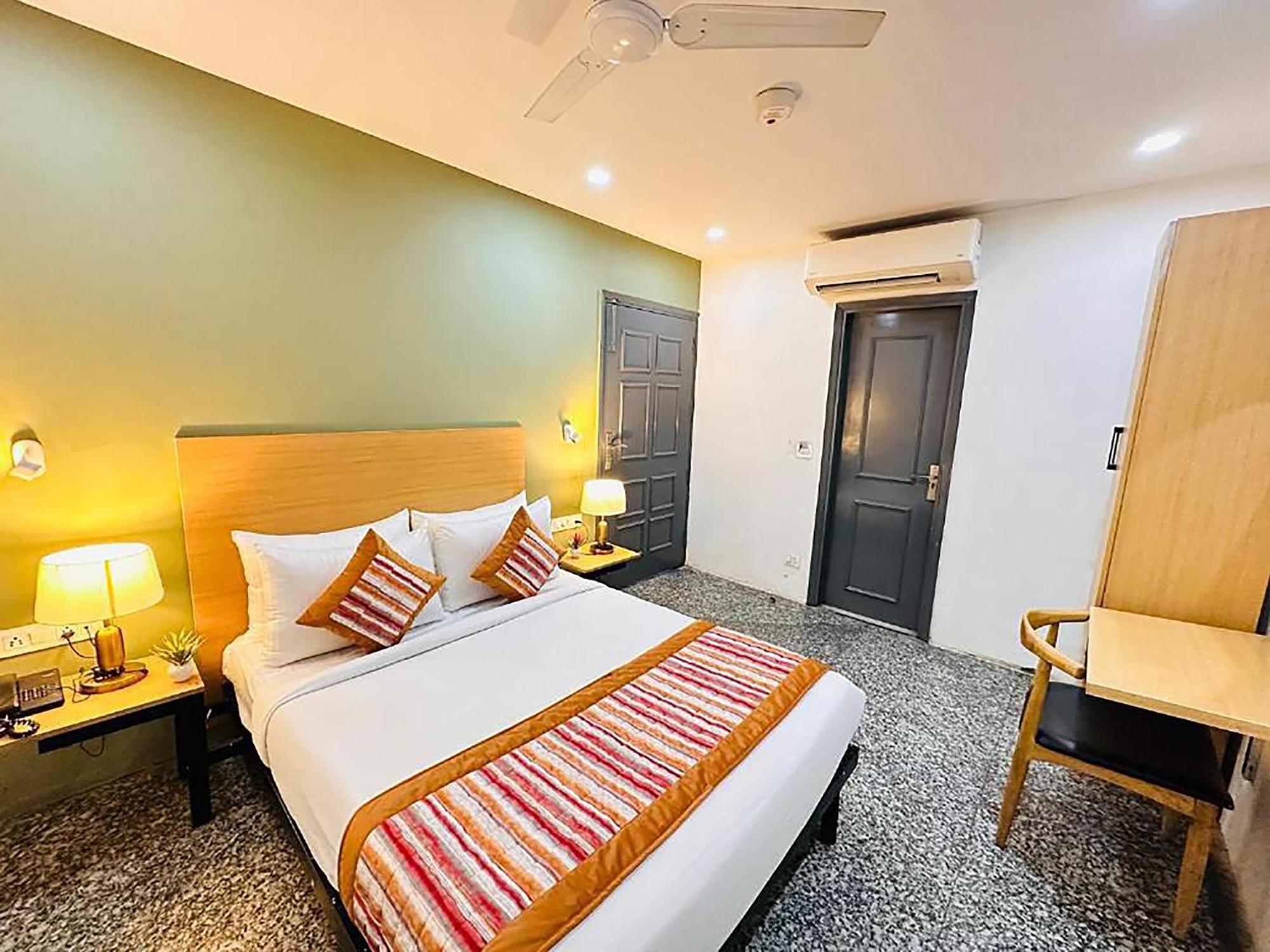 Hotel Golden Saffron By Qotel-Punjabi Bagh New Delhi Eksteriør bilde