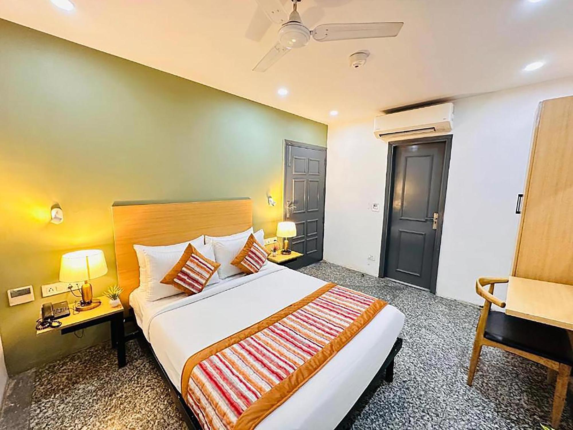 Hotel Golden Saffron By Qotel-Punjabi Bagh New Delhi Eksteriør bilde